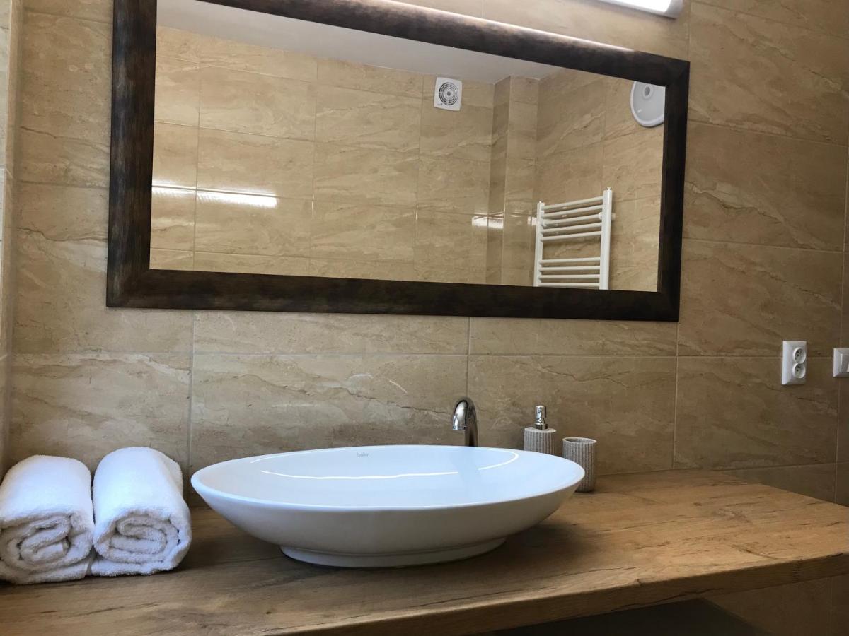 Apartmanovy Dom Visnove Экстерьер фото