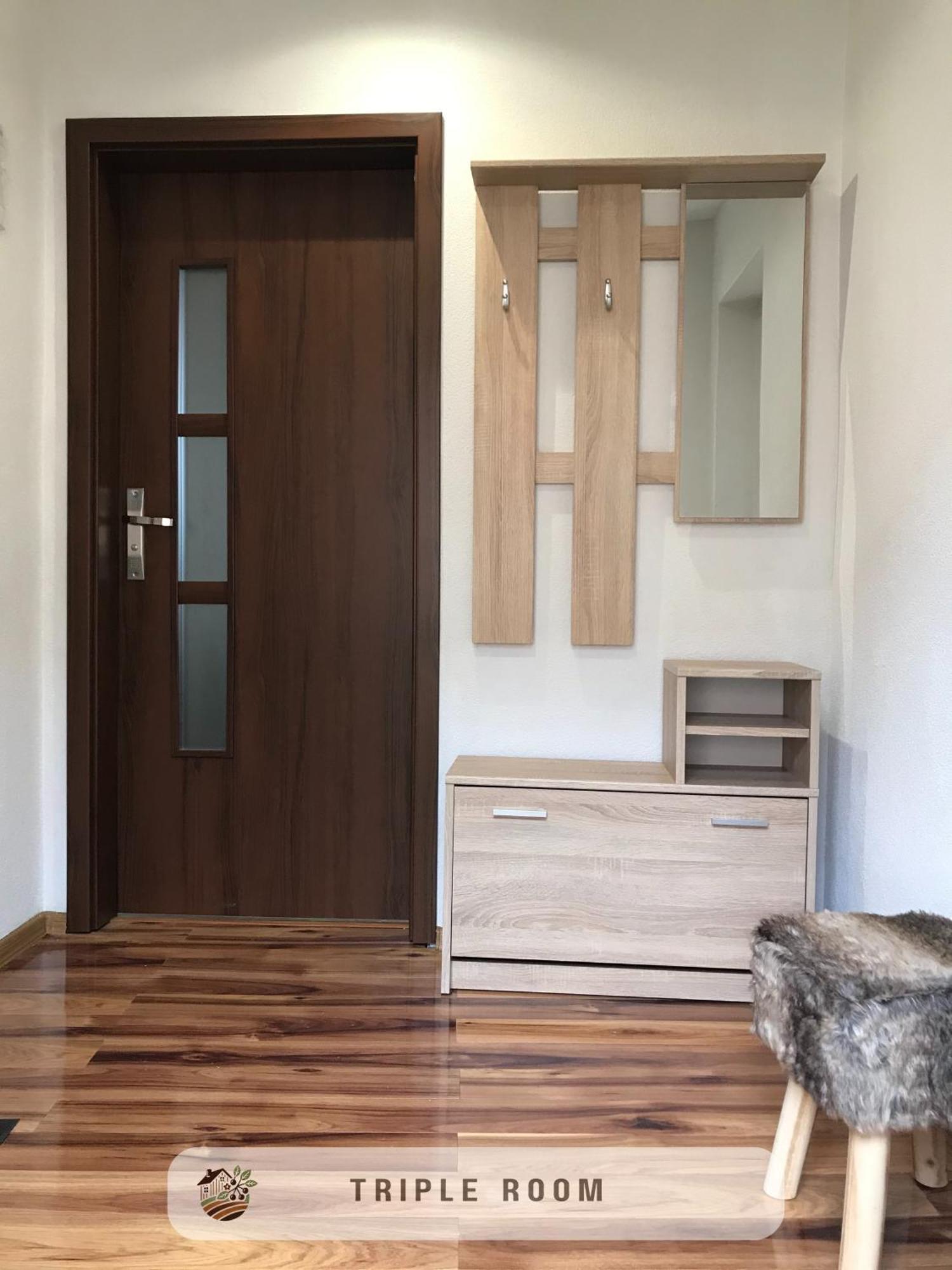 Apartmanovy Dom Visnove Экстерьер фото