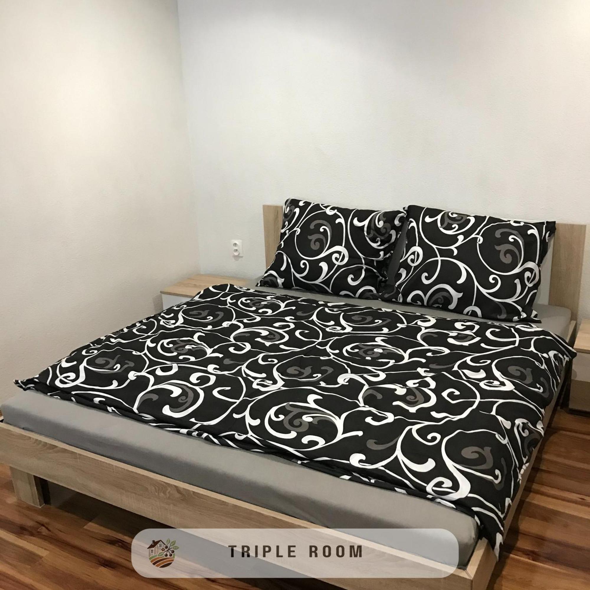 Apartmanovy Dom Visnove Экстерьер фото