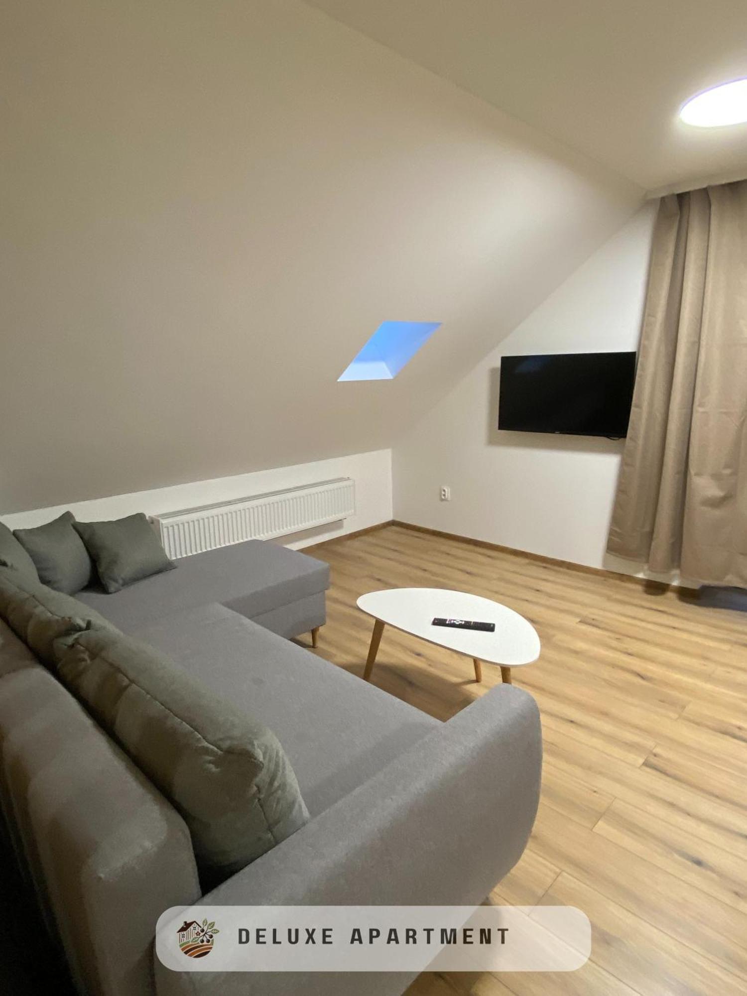 Apartmanovy Dom Visnove Экстерьер фото