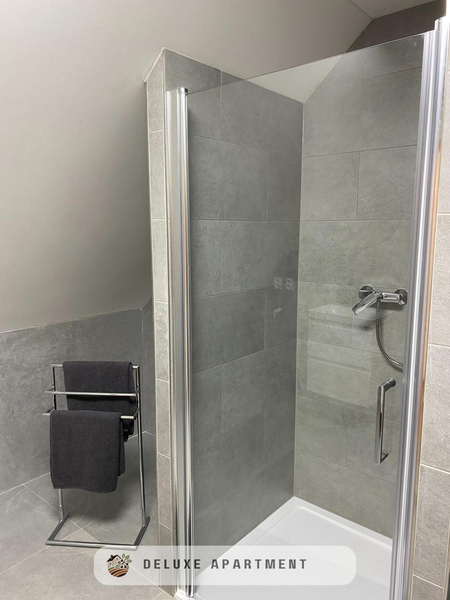 Apartmanovy Dom Visnove Экстерьер фото