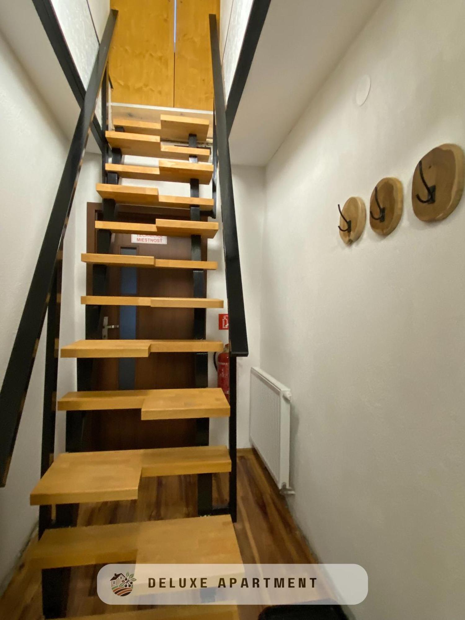 Apartmanovy Dom Visnove Экстерьер фото